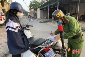 905 học sinh ở TP Hà Tĩnh vi phạm ATGT bị nhắc nhở, xử phạt