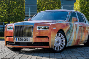 Rolls-Royce Phantom VIII với ngoại thất đặc biệt giá 1,09 triệu USD