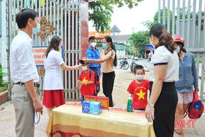 Hơn 11.000 học sinh ở Hương Khê trở lại trường, học trực tiếp