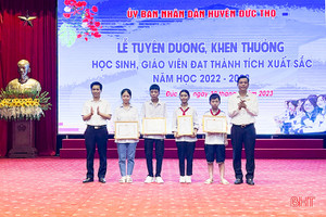 Đức Thọ khen thưởng giáo viên, học sinh xuất sắc năm học 2022 - 2023