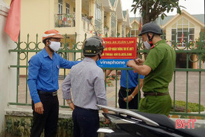 Nghi Xuân gắn hơn 700 bảng thông báo đường dây nóng tại 100% xã, thị trấn