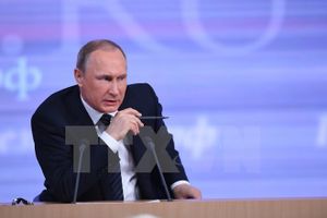 Nga bác cáo buộc giới thân cận Tổng thống Putin làm giàu bất chính