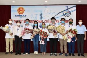 Việt Nam giành 3 Huy chương Vàng tại Olympic Hóa học quốc tế năm 2021