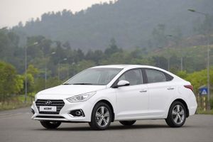 Hyundai Accent dòng xe tốt nhất để chạy dịch vụ