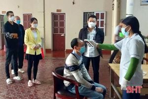 Giám sát chặt 22 lao động người Trung Quốc từ Campuchia đến thị xã Kỳ Anh