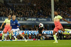 Everton 1-3 Man City: Tiếp tục đua song mã với Liverpool