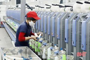 Chỉ số PMI ngành sản xuất Việt Nam quay đầu giảm trong tháng 7