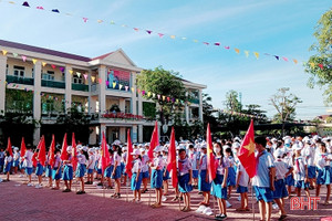 Học sinh Hà Tĩnh háo hức chờ mong ngày khai giảng