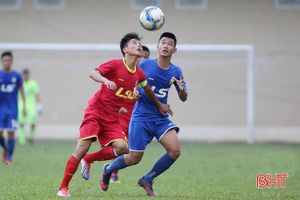 5 cầu thủ Hà Tĩnh cùng CLB Phù Đổng giành quyền lên hạng Nhất 2021