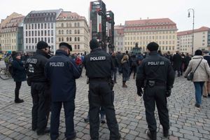 Cảnh sát Đức đột kích bắt giữ các thành viên nhóm Hồi giáo Salafist