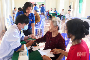 Gần 2.000 ĐVTN Hà Tĩnh tham gia "Tình nguyện mùa đông 2018"