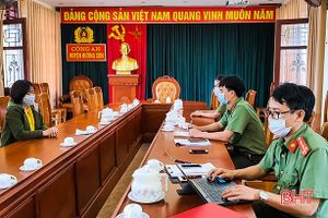 Đăng tin “chợ quê em bắt đầu nghỉ”, nữ facebooker ở Hà Tĩnh bị phạt 10 triệu đồng