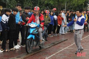 Bổ ích "Ngày hội Thanh niên với văn hóa giao thông" ở Nghi Xuân