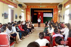Hơn 50.000 người dân Hà Tĩnh được tuyên truyền phòng chống di cư trái phép