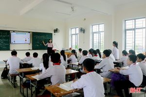 117 tập thể, giáo viên Hà Tĩnh được Bộ trưởng Bộ GD&ĐT khen thưởng