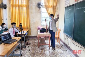 Các trường học ở Hà Tĩnh linh hoạt chuyển trạng thái trước thiên tai, dịch bệnh