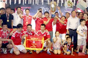 FC Báo chí Thanh Hóa vô địch Giải Bóng đá Báo chí miền Trung tại Hà Tĩnh