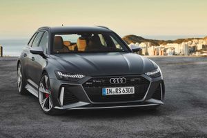 Audi RS6 Avant 2021 - xe thể thao máy mạnh, giá cao