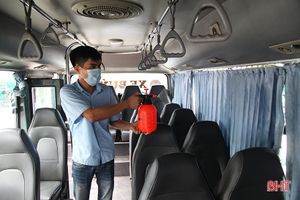 Hà Tĩnh: Siết chặt biện pháp phòng dịch Covid-19 trên xe buýt