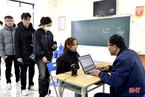 Hàn Quốc gỡ lệnh cấm, lao động Hà Tĩnh phấn khởi đăng ký dự thi tiếng Hàn