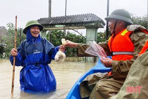 Dấu ấn những “chiến sỹ” sở chỉ huy tiền phương cứu hộ ở Thạch Hà