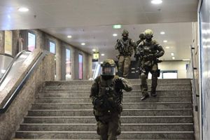 Xả súng ở trung tâm mua sắm Đức, ít nhất 8 người chết