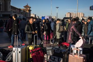 Về quê ăn Tết, dân Trung Quốc bắt đầu cuộc di cư rầm rộ nhất thế giới