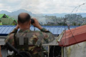 Philippines tạm dừng tấn công vào Marawi để đảm bảo an toàn con tin