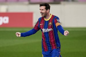 Lionel Messi đồng ý gia hạn hợp đồng với Barcelona