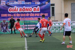 8 đội bóng đá phong trào tranh Giải Bằng Sport