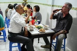 "Người ăn bún chả với ông Obama" ở Việt Nam qua đời ở tuổi 61