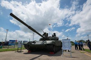 Bất ngờ Lào nhận xe tăng "Đại bàng trắng" cực hiện đại của Nga
