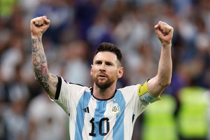 Messi bùng nổ, Argentina loại Hà Lan ở tứ kết World Cup 2022