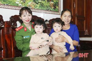 Những nữ chiến sỹ công an Hà Tĩnh gác lại niềm riêng, dốc sức cùng “chiến dịch” căn cước công dân