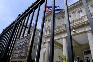 Bắt giữ đối tượng nổ súng nhằm vào Đại sứ quán Cuba ở Mỹ