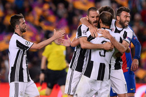 Enrique tâm phục, đoán Juventus vô địch Champions League