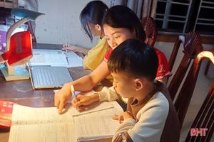 Lan tỏa phong trào cùng con học bài của chị em phụ nữ Hương Khê