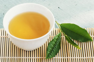 Mẹo dưỡng da với trà xanh