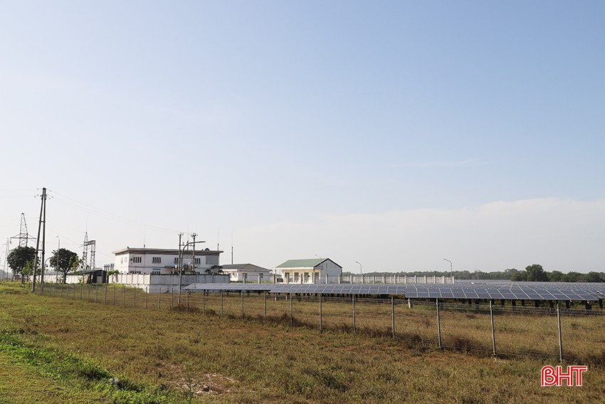 Nhà máy Điện mặt trời Cẩm Hòa (Cẩm Xuyên) có công suất 50 MW. bqbht_br_img-2085.jpg