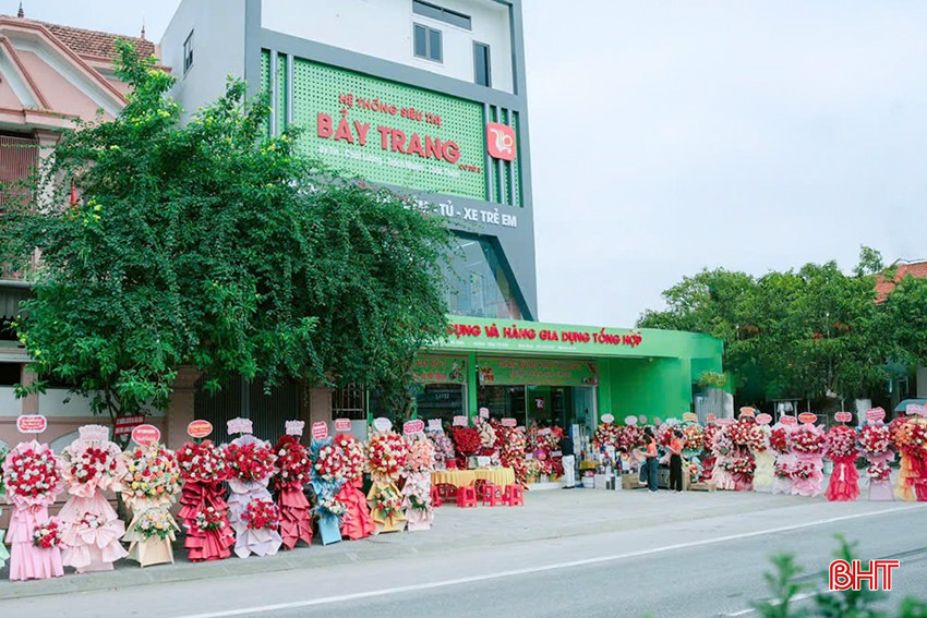 Le propriétaire du supermarché Bay Trang (Can Loc) espère bientôt bénéficier des politiques de soutien aux ménages d'entreprises de la résolution 68. bqbht_br_z6637534836892-daf4b64df19b31df36b125dba5094ebe.jpg