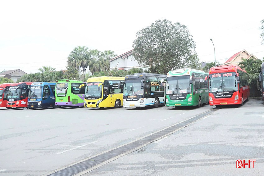La société de transport Toan Thang (ville de Ky Anh) est confrontée à une concurrence féroce avec les constructeurs automobiles de la province et de l'extérieur. bqbht_br_0943.jpg