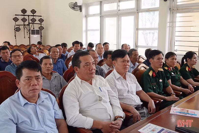 Bồi dưỡng kiến thức quốc phòng, an ninh cho 72 chức việc tôn giáo ở Thạch Hà