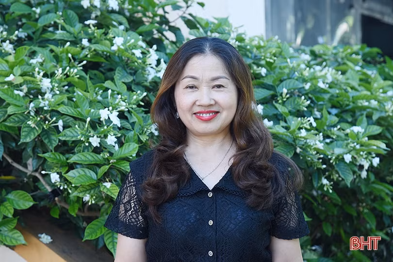 Bà chủ chuỗi cửa hàng Biti’s vào Đảng ở tuổi 55