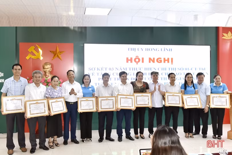 Thị xã Hồng Lĩnh tập trung các giải pháp tăng tỷ lệ bao phủ BHXH, BHYT