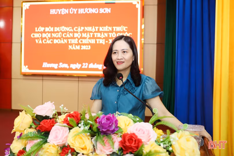 Bồi dưỡng kiến thức cho hơn 300 cán bộ mặt trận, đoàn thể ở Hương Sơn