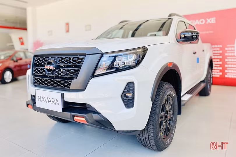 Cận cảnh những phiên bản Nissan Navara hút người mua của Nissan Hà Tĩnh