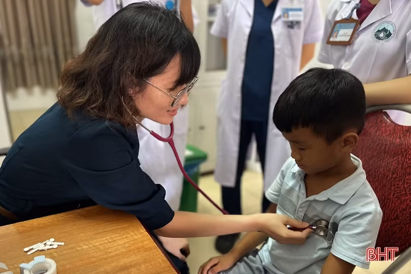 Bác sỹ BVĐK tỉnh được cập nhật kỹ năng chẩn đoán, điều trị bệnh lý dị ứng và các bệnh tự miễn