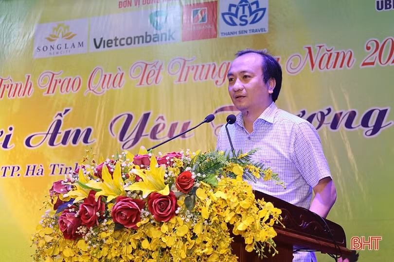 200 suất quà Trung thu đến với trẻ em gặp hoàn cảnh khó khăn ở TP Hà Tĩnh
