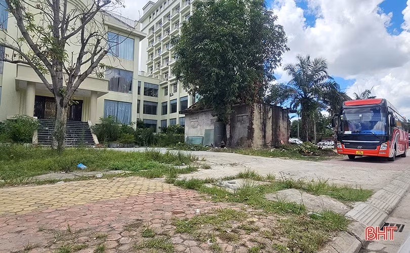 Ngôi nhà cấp 4 “làm xấu bộ mặt” tuyến Xô Viết Nghệ Tĩnh sắp được dời dọn