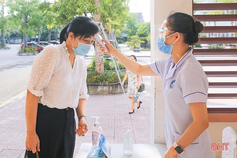 Sáng nay, 35 điểm thi tốt nghiệp THTP ở Hà Tĩnh quán triệt quy chế, chuẩn bị đón thí sinh